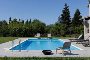Country Villa Verde - 2Floor Family Home, Corfu'